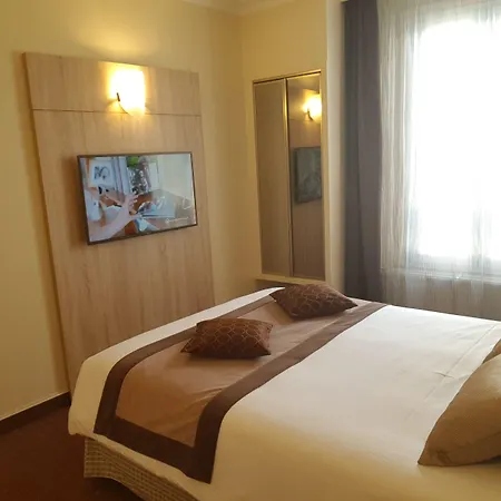 Hotel Champerret Elysees Paříž