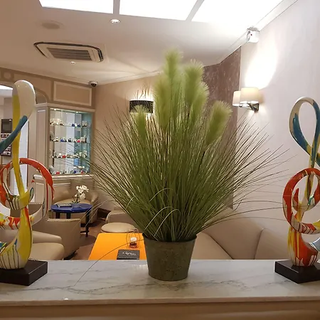 Champerret Elysees 3* Paříž