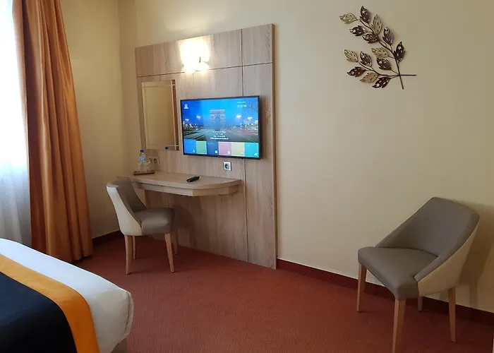 Champerret Elysees מלון פריז