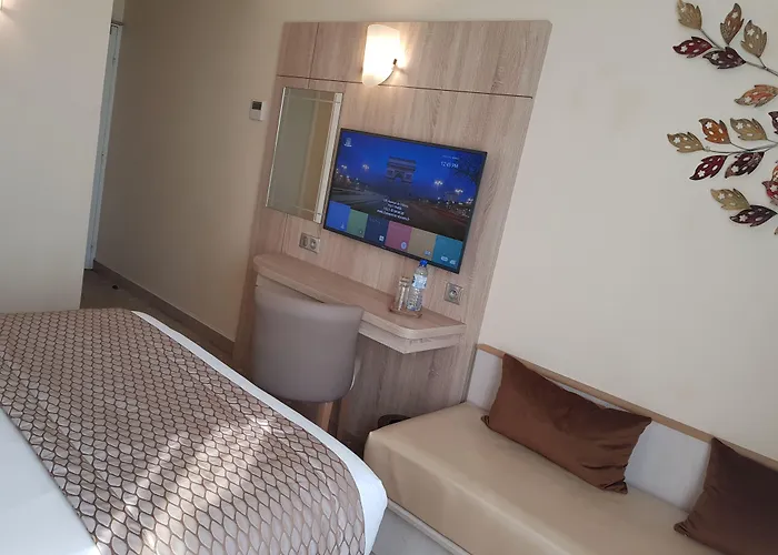 Champerret Elysees מלון