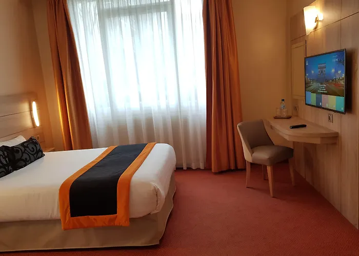 Champerret Elysees פריז