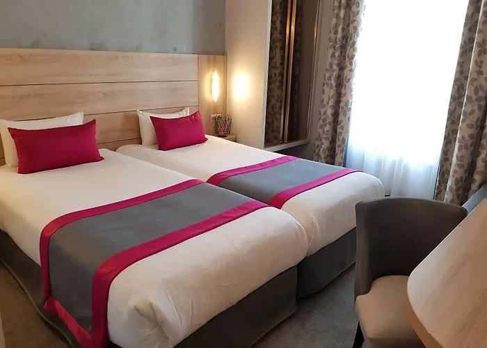 Champerret Elysees 3*