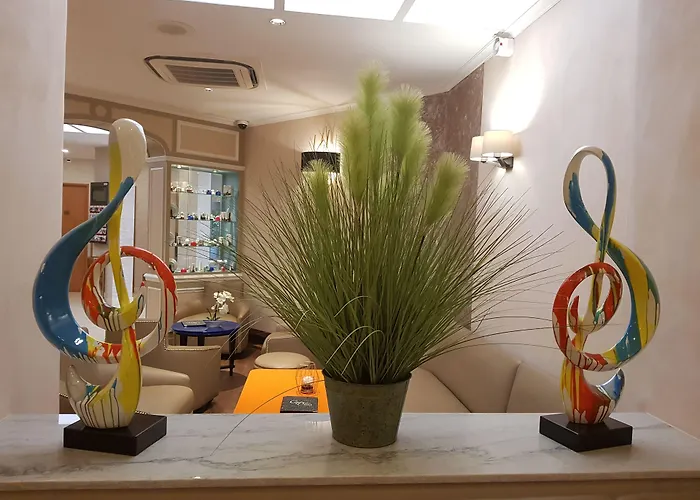 Champerret Elysees 3* פריז