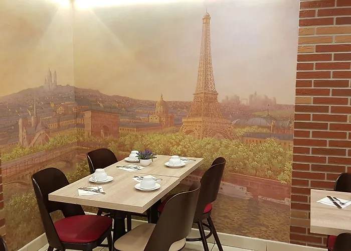 מלון Champerret Elysees פריז