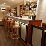 Ξενοδοχείο Champerret Elysees 3*