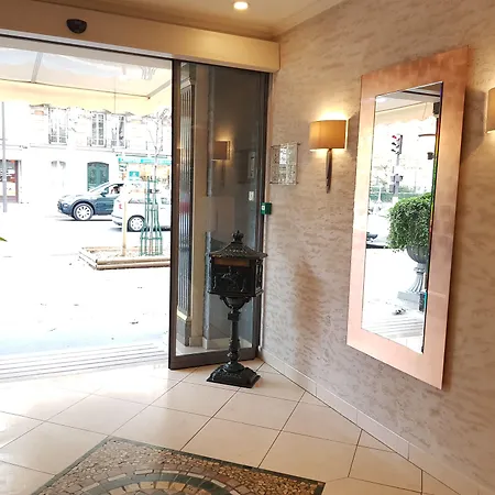 מלון Champerret Elysees