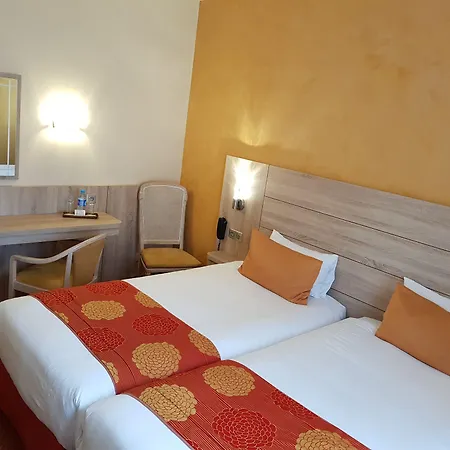 Champerret Elysees 3*