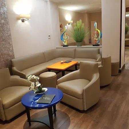 شامباريت إليزيه 3* باريس