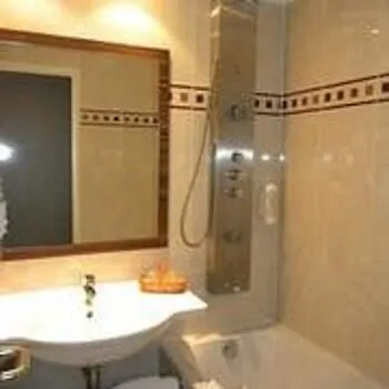 Champerret Elysees Hotel Paris