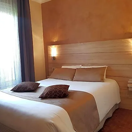 Champerret Elysees 3*