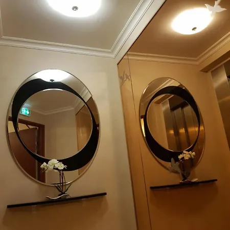 شامباريت إليزيه 3*