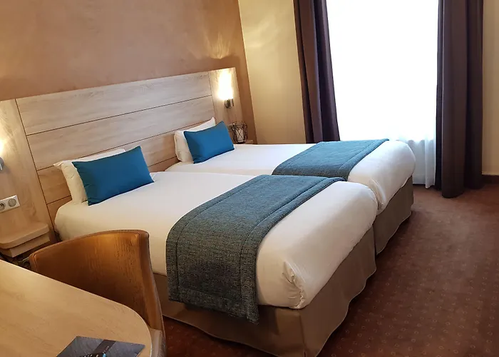 Champerret Elysees Paris