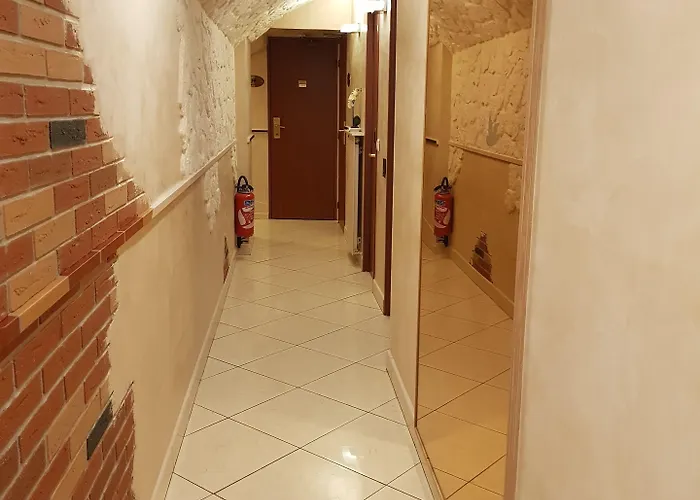 Champerret Elysees Hotel 3*