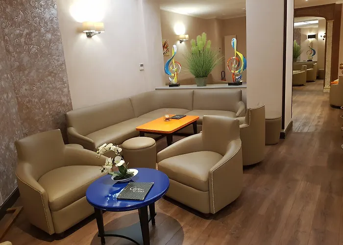 Champerret Elysees 3* Paris