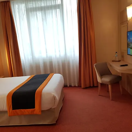 Hotel Champerret Elysees 3*