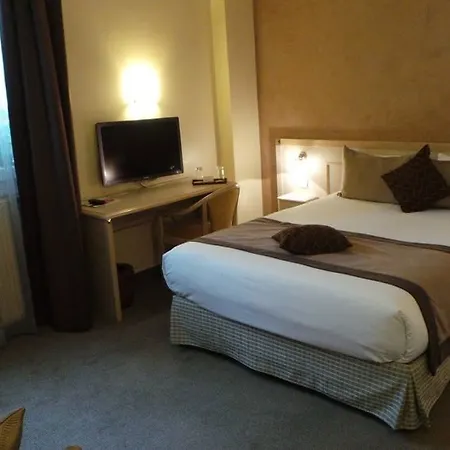 Champerret Elysees Paris