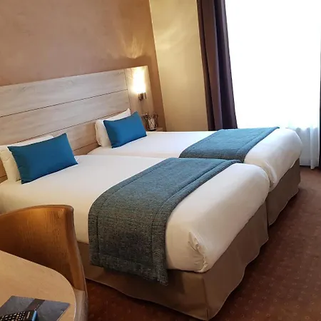 Champerret Elysees 3* Paris