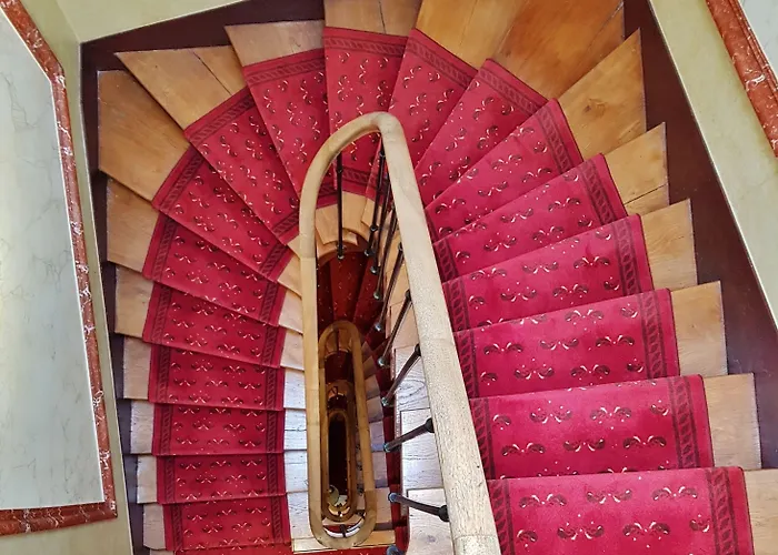 Champerret Elysees 3* Paris